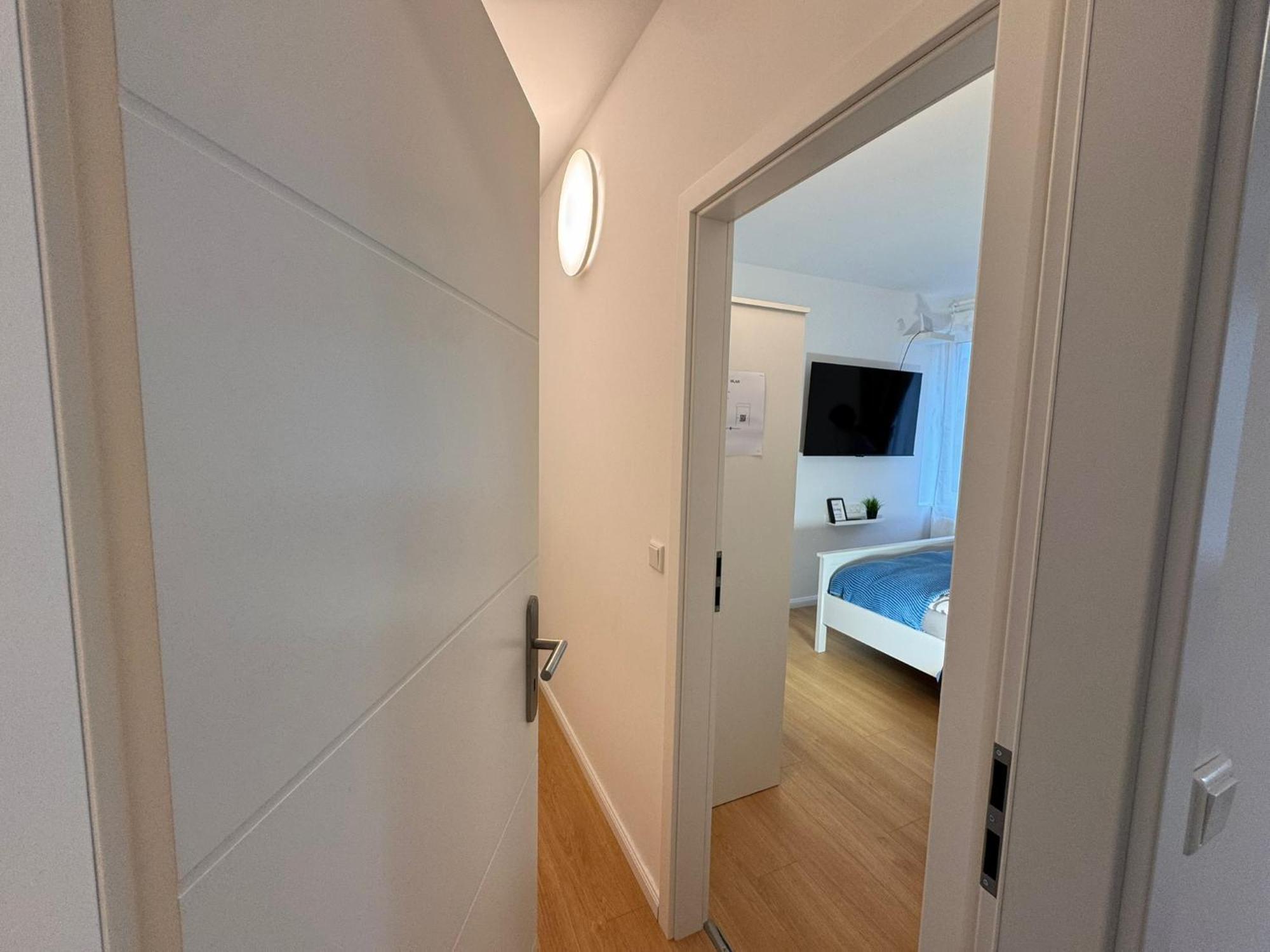 Fc-Apartmenthaus Falkensee Mit Grossem Garten Und Pkw Stellflaechen Exterior photo